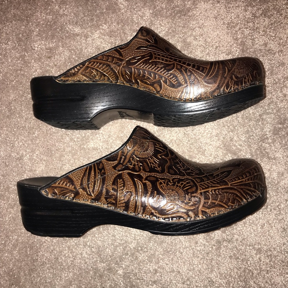 Dansko Mule Clogs LIKE NEW